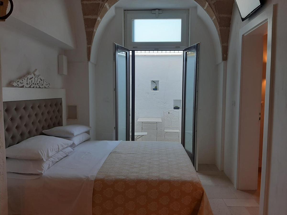 Le Lantane - Luxury Rooms Alessano Exteriör bild