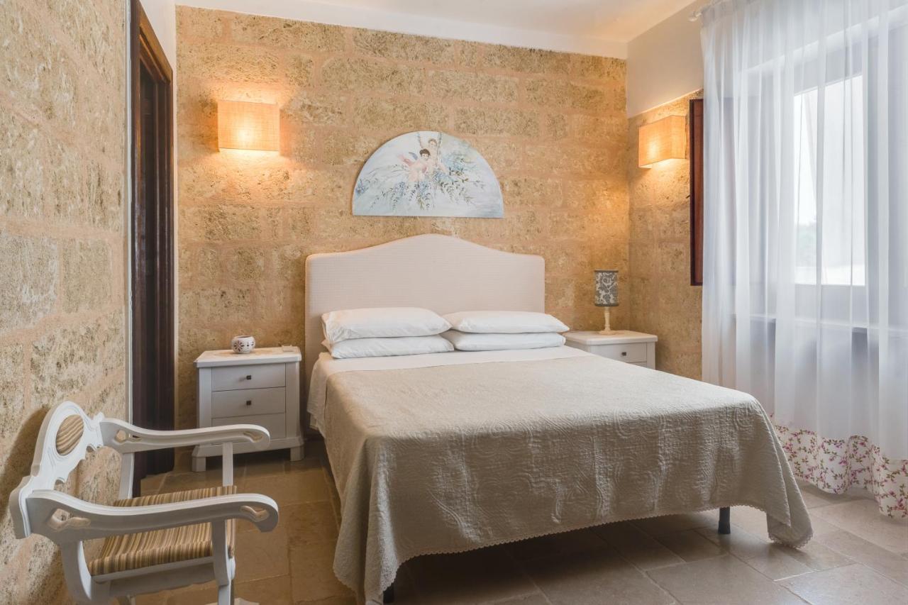 Le Lantane - Luxury Rooms Alessano Exteriör bild