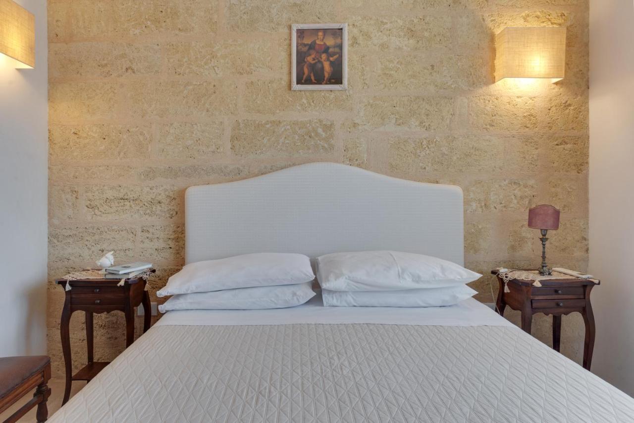 Le Lantane - Luxury Rooms Alessano Exteriör bild